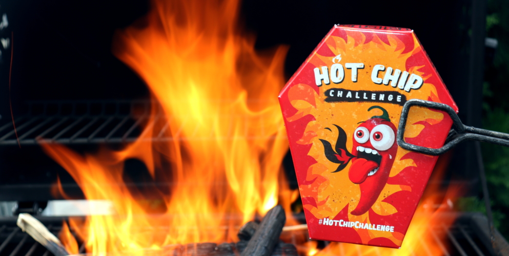 Hot chip challenge Sníme nejpálivější chips na světě! Food Trip Duo